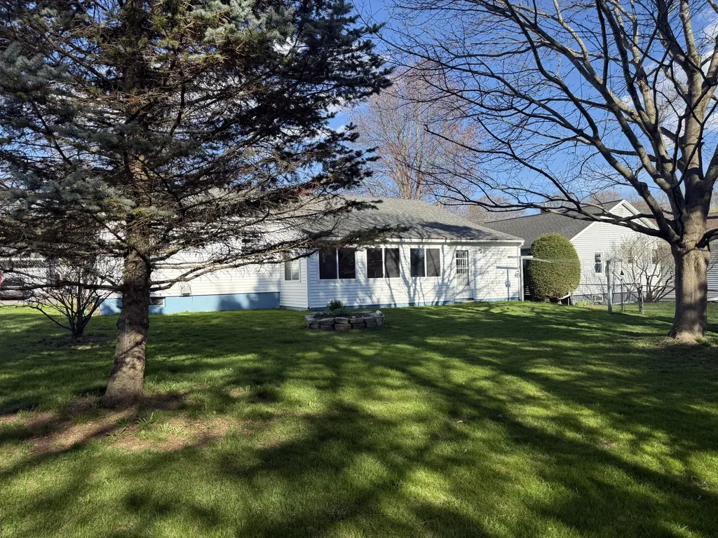 302 Grove Street Bangor ME 04401