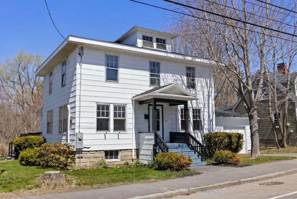 396 Ocean Avenue Portland ME 04103