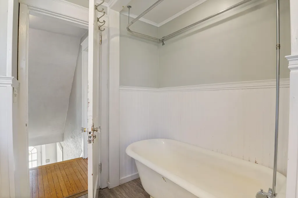 396 Ocean Avenue Portland ME 04103