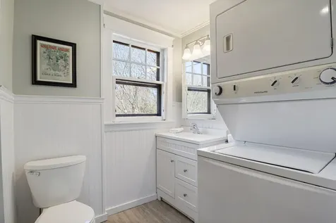 396 Ocean Avenue Portland ME 04103