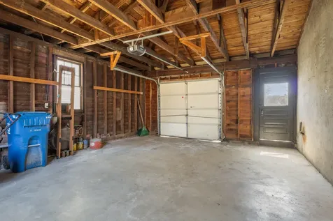396 Ocean Avenue Portland ME 04103