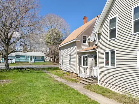 323 Broadway Rockland ME 04841