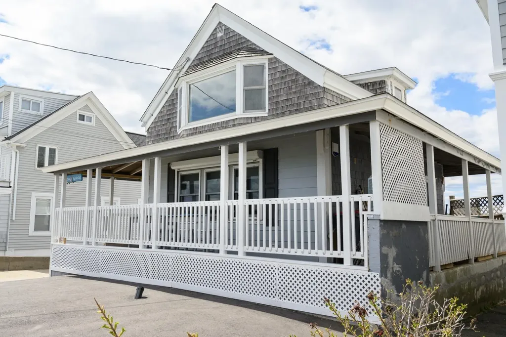 341 Webhannet Drive Wells ME 04090