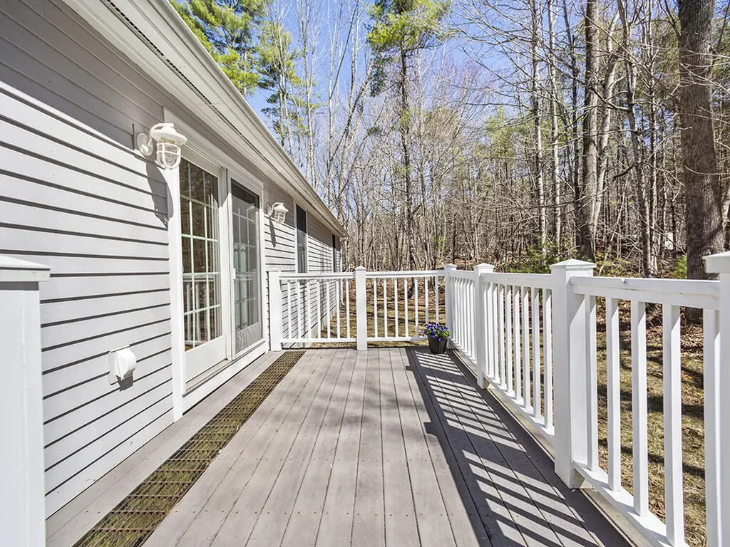 280 Pond Road Mount Vernon ME 04352