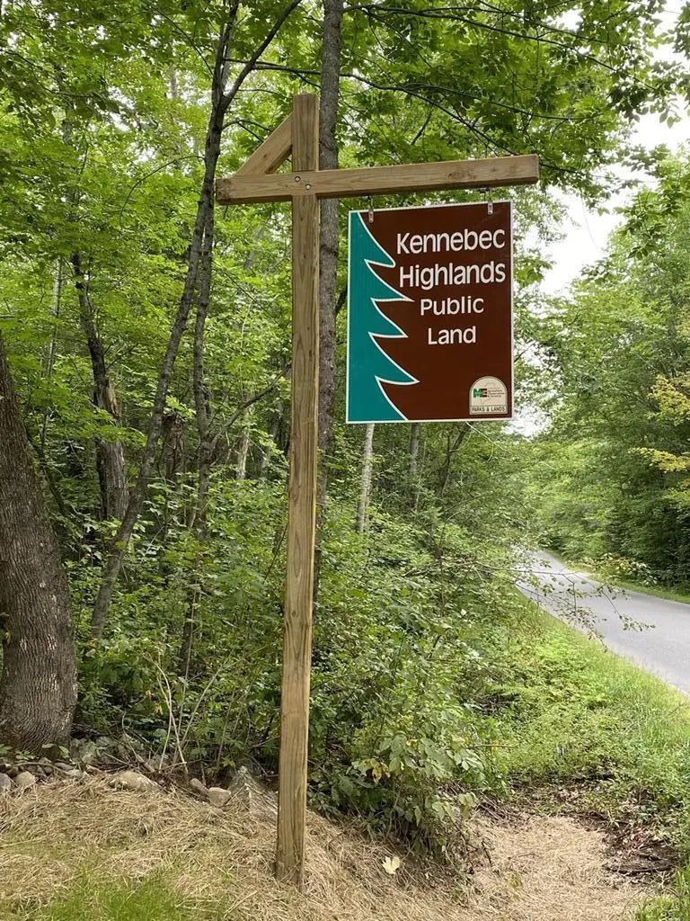 280 Pond Road Mount Vernon ME 04352
