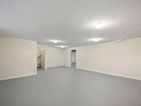 280 Pond Road Mount Vernon ME 04352