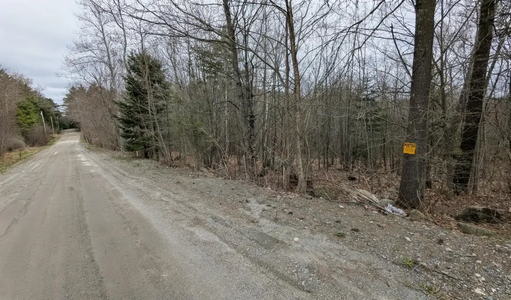 M2 L8-11 Old County Road Hartland ME 04943