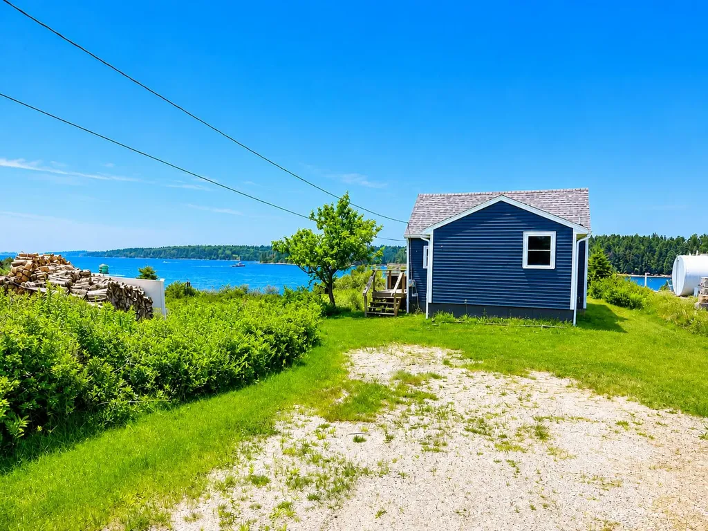 102 Sargent Street Winter Harbor ME 04693