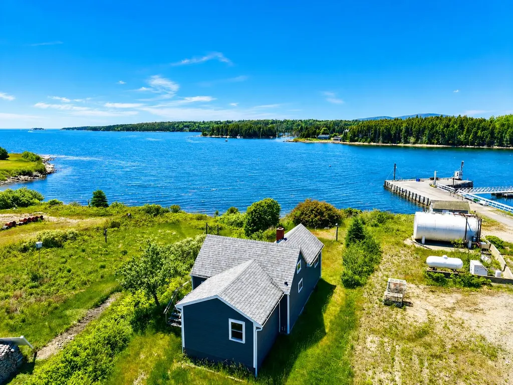 102 Sargent Street Winter Harbor ME 04693