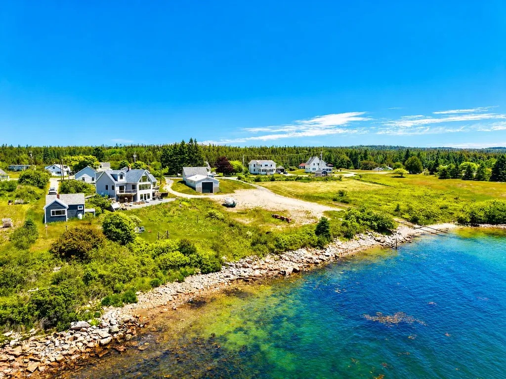 102 Sargent Street Winter Harbor ME 04693