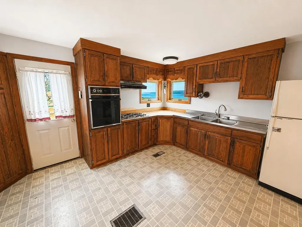 102 Sargent Street Winter Harbor ME 04693