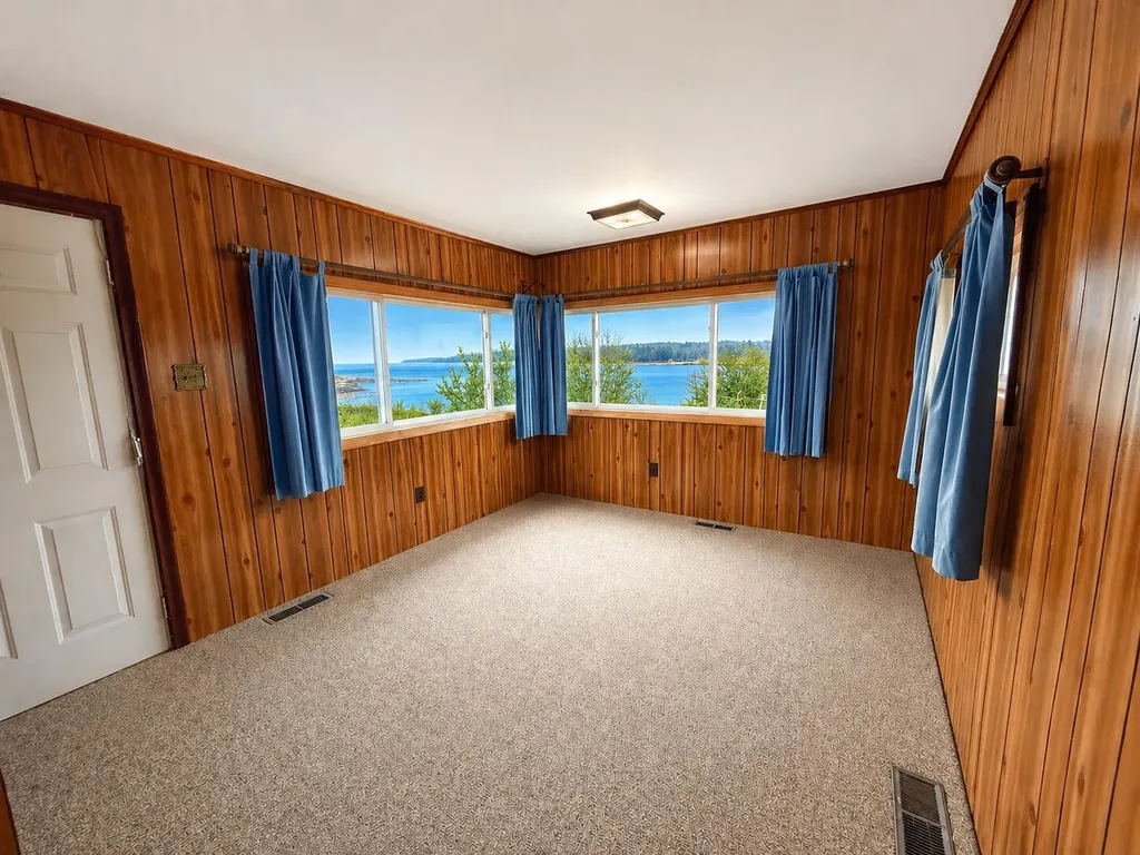 102 Sargent Street Winter Harbor ME 04693