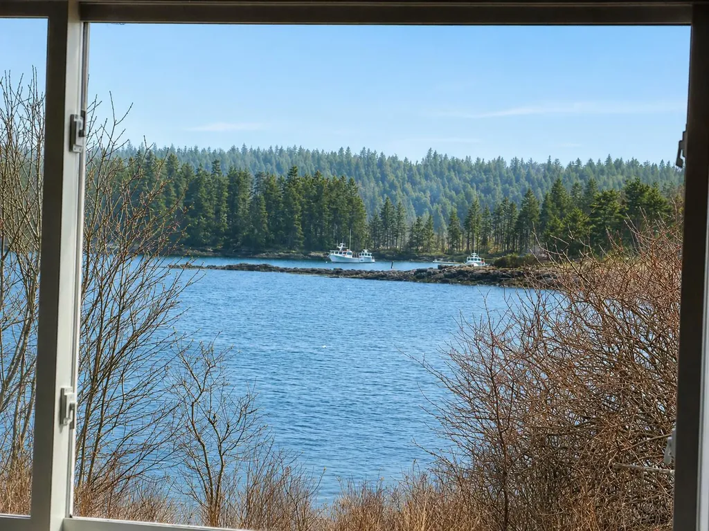 102 Sargent Street Winter Harbor ME 04693