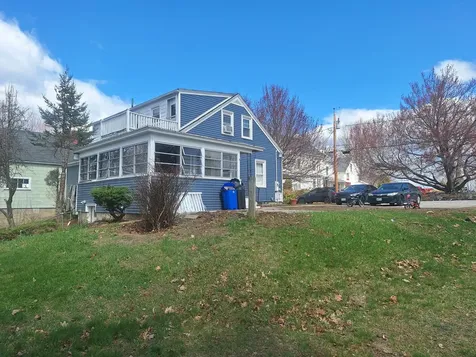 25 Eighth Street Auburn ME 04210
