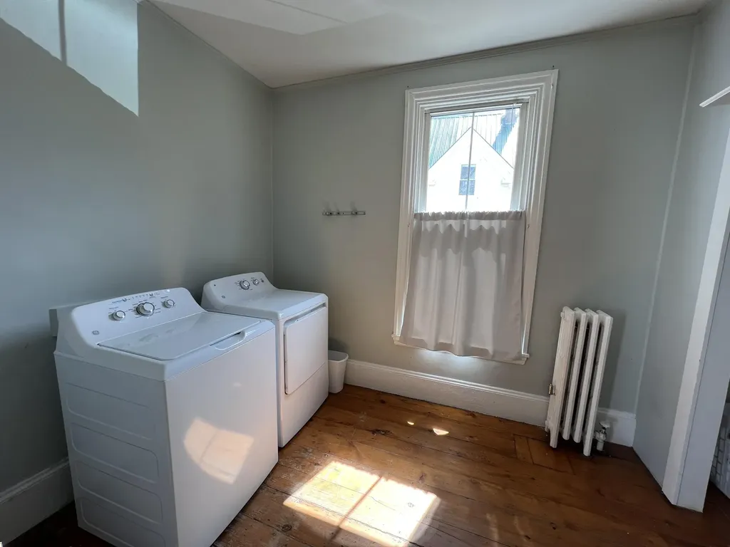 11&13 Lisle Street Rockland ME 04841