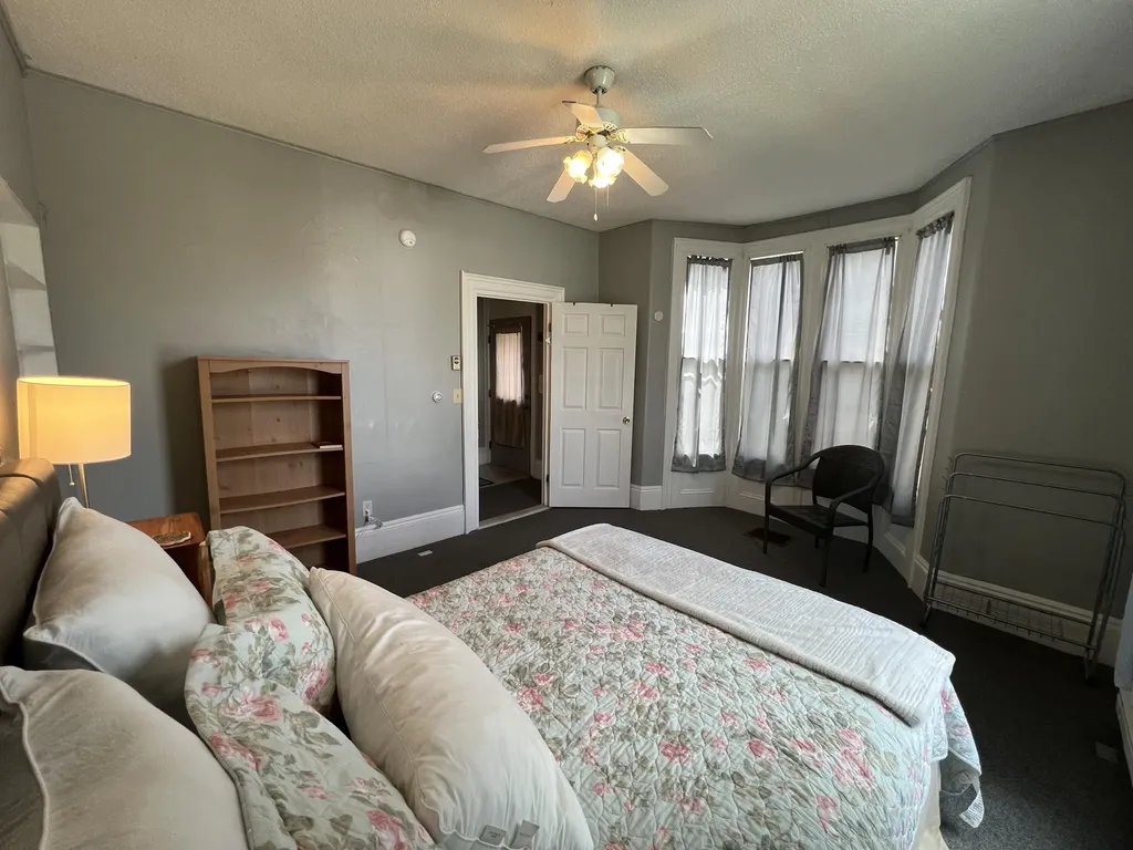 11&13 Lisle Street Rockland ME 04841