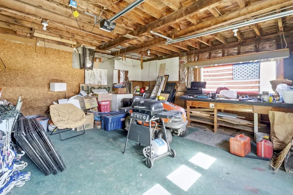 17 Grange Street Dover-foxcroft ME 04426