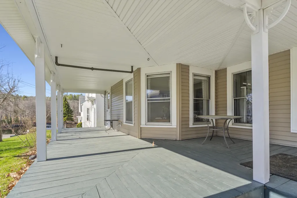 17 Grange Street Dover-foxcroft ME 04426