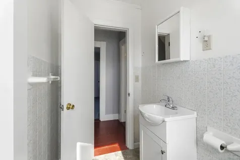 17 Grange Street Dover-foxcroft ME 04426