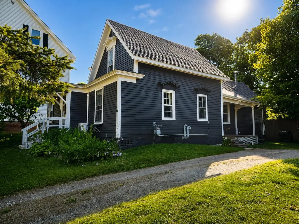 60 6th Street Bangor ME 04401