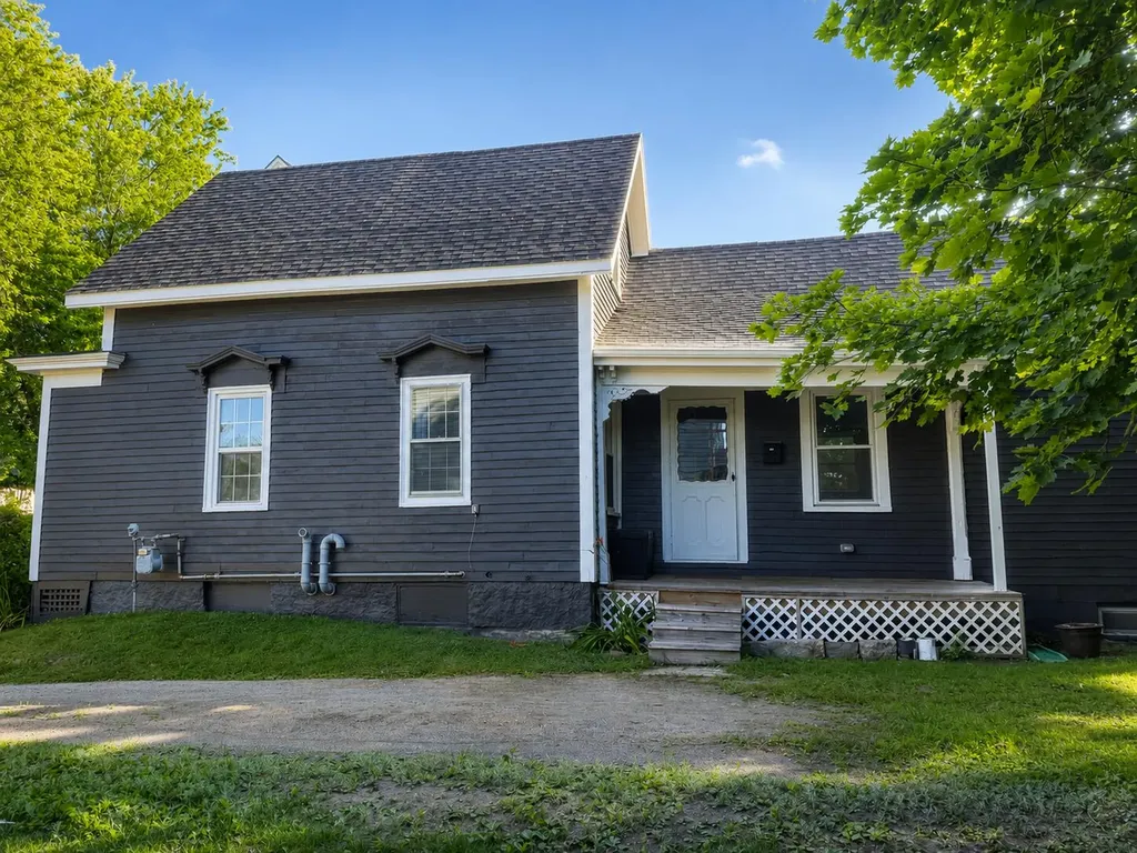 60 6th Street Bangor ME 04401