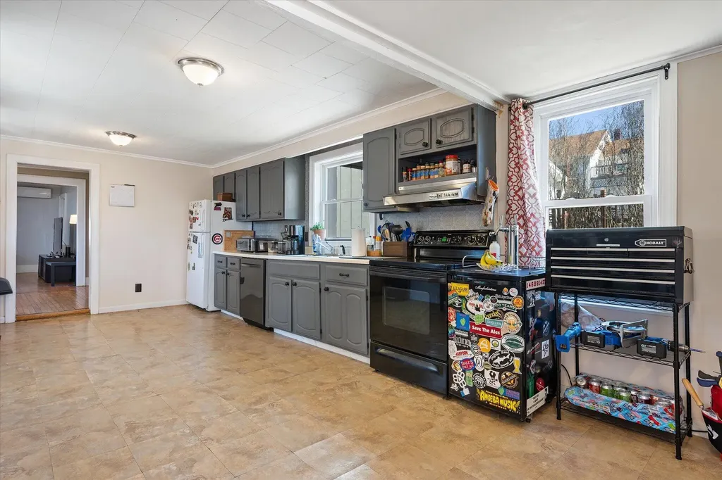 60 6th Street Bangor ME 04401