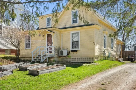 60 6th Street Bangor ME 04401