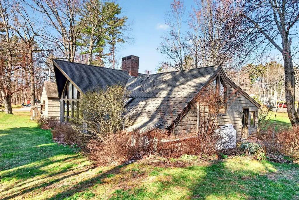 18 Brookside Drive Standish ME 04084