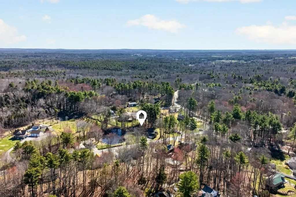 18 Brookside Drive Standish ME 04084