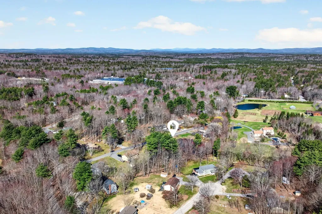 18 Brookside Drive Standish ME 04084