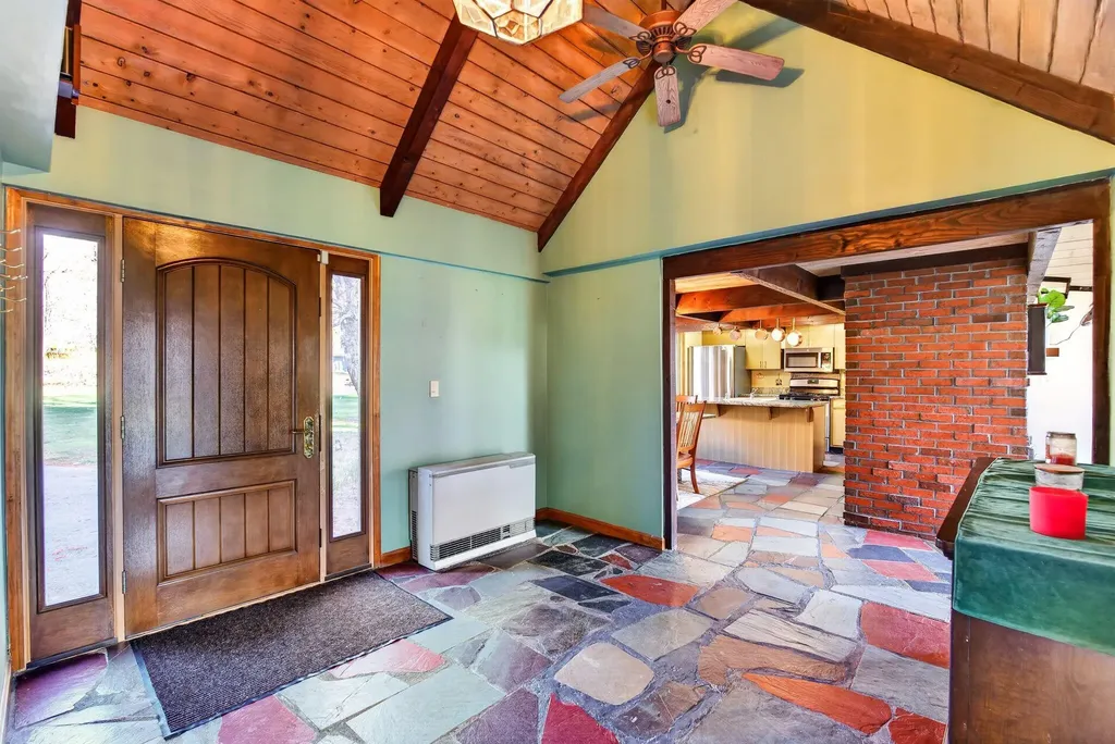 18 Brookside Drive Standish ME 04084