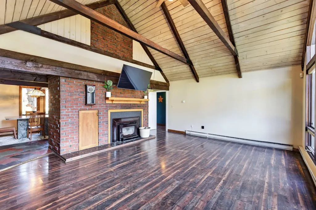18 Brookside Drive Standish ME 04084