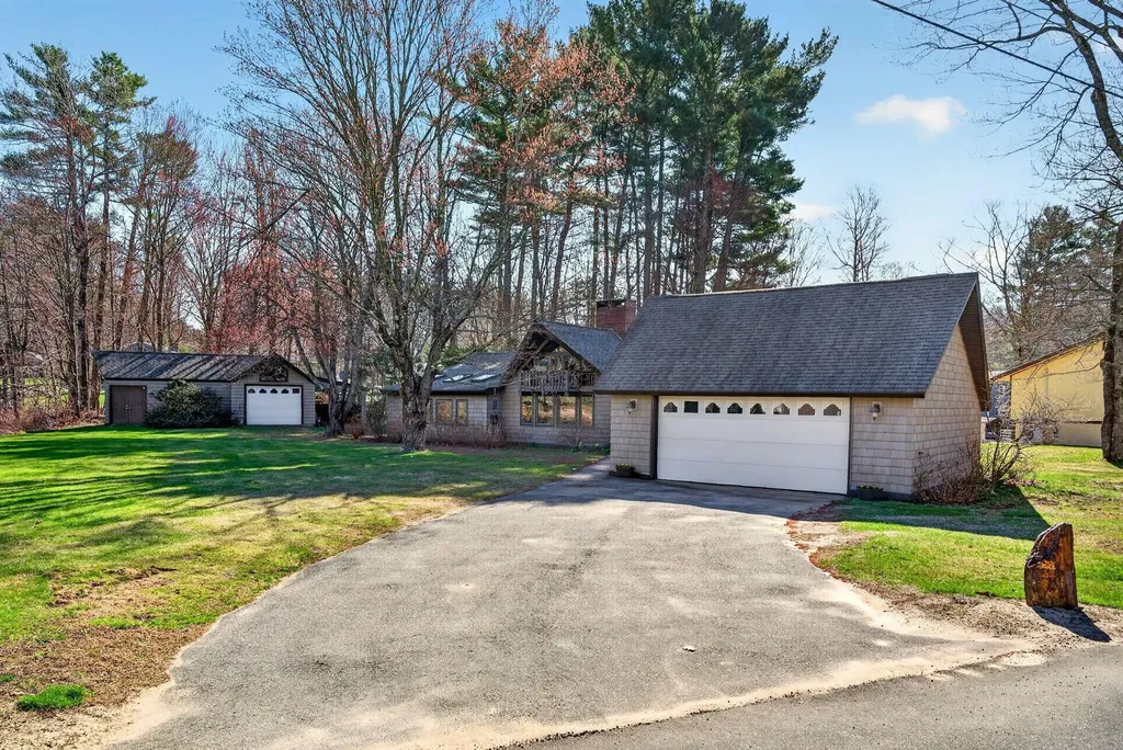 18 Brookside Drive Standish ME 04084