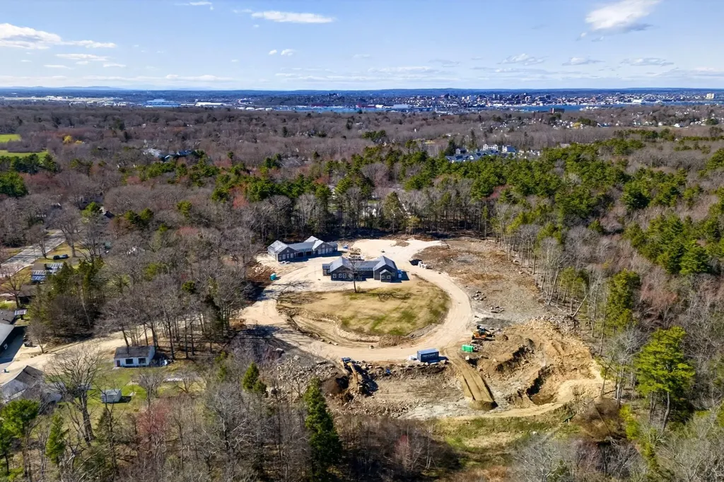 3 Breaker Lane Cape Elizabeth ME 04107