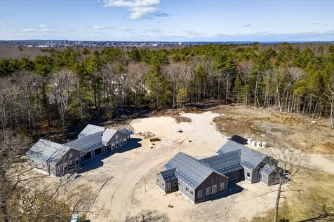 3 Breaker Lane Cape Elizabeth ME 04107