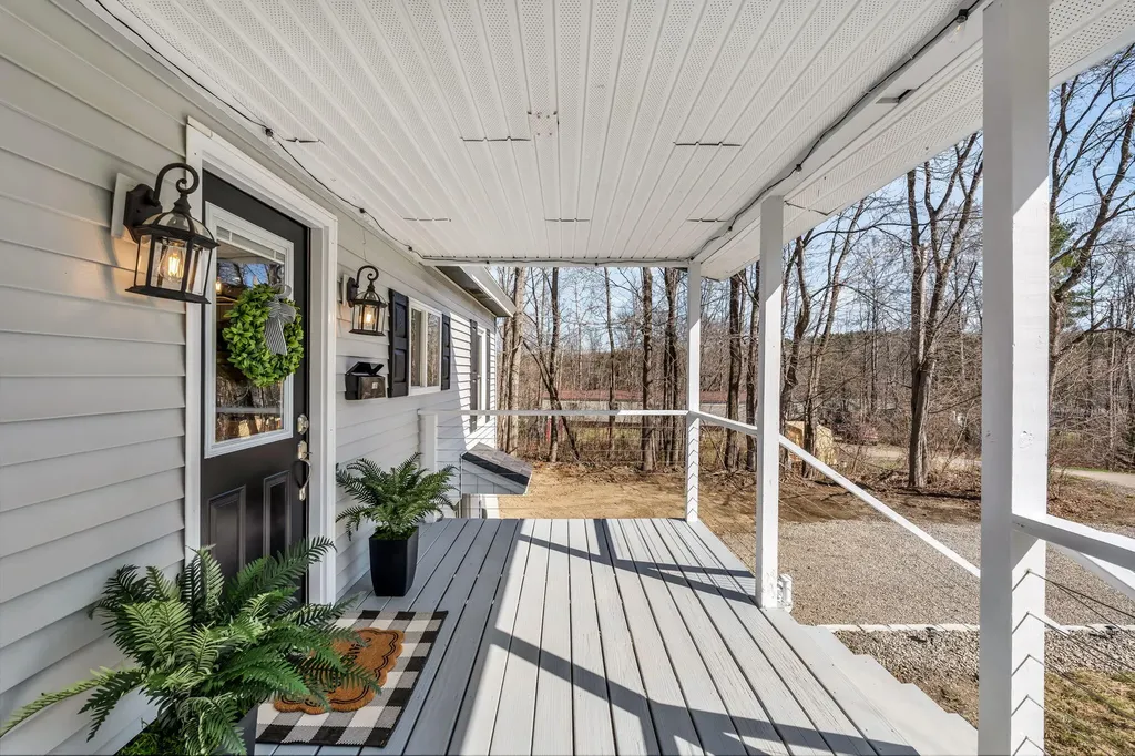 180 Lawrence Street Dover-foxcroft ME 04426