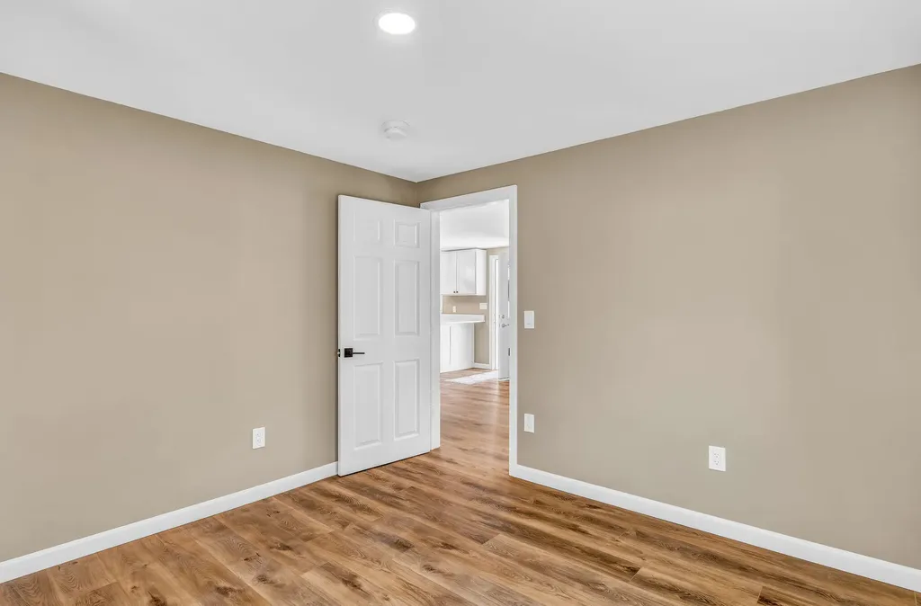 180 Lawrence Street Dover-foxcroft ME 04426