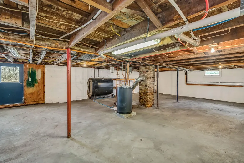 180 Lawrence Street Dover-foxcroft ME 04426