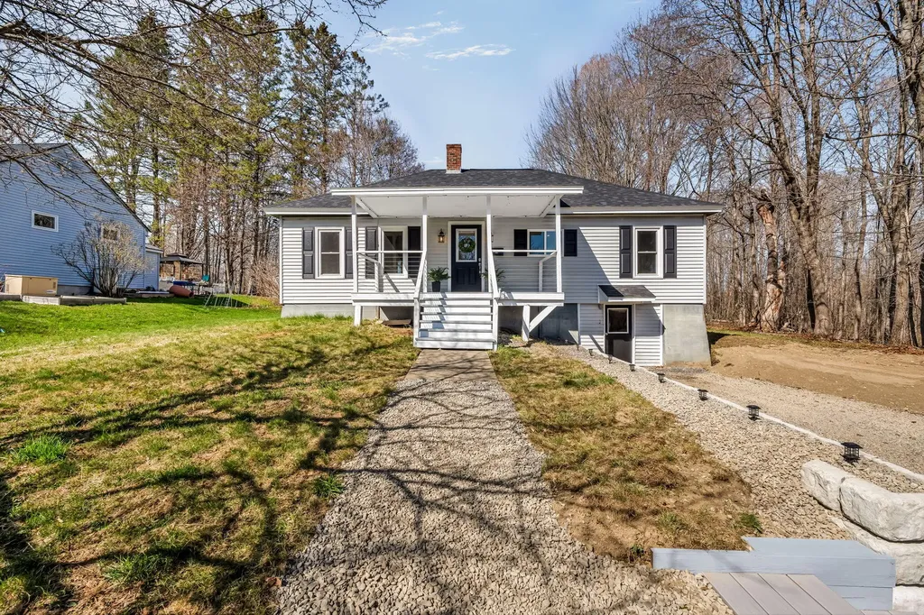 180 Lawrence Street Dover-foxcroft ME 04426