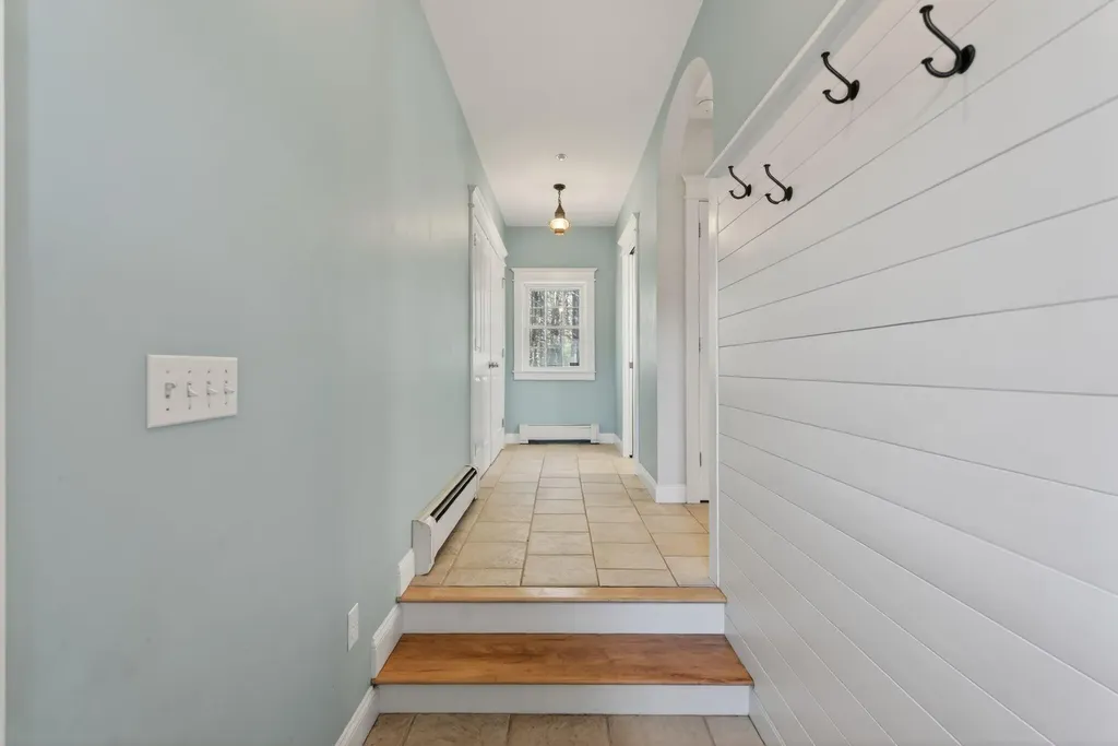 5 Mountview Drive Gorham ME 04038
