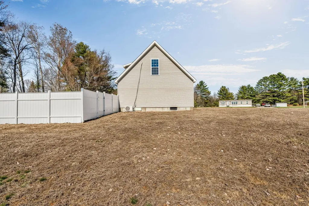20 Stream Lane Canaan ME 04924