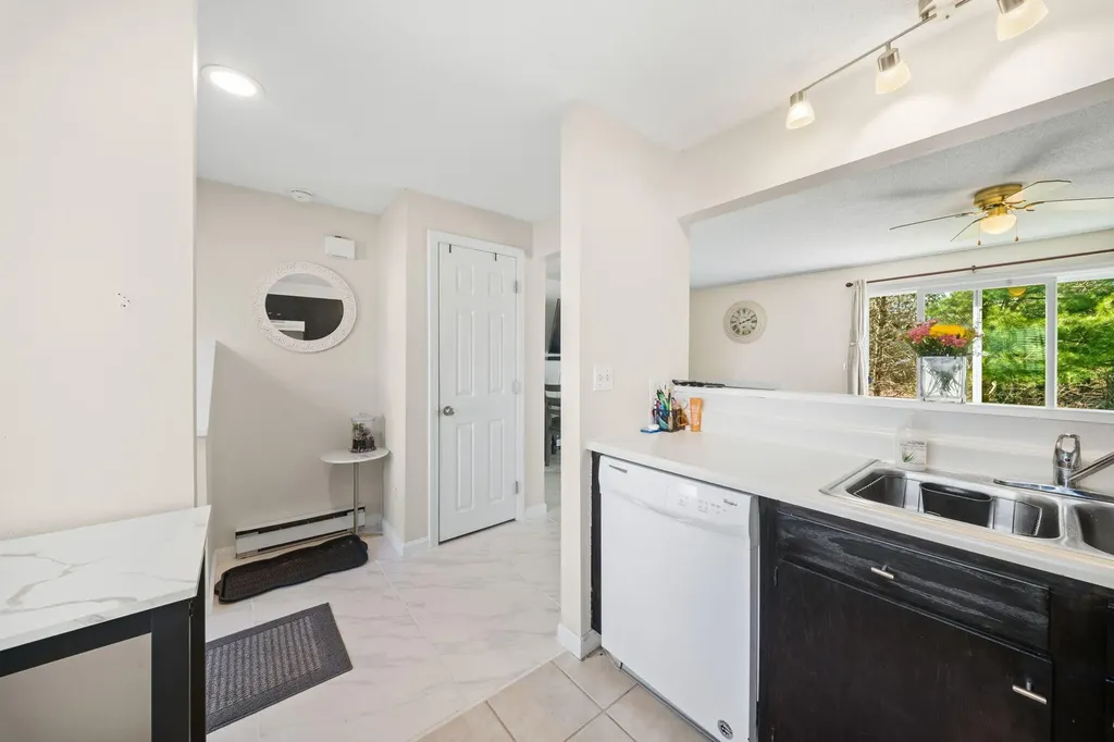 25 Lawrence Street Westbrook ME 04092