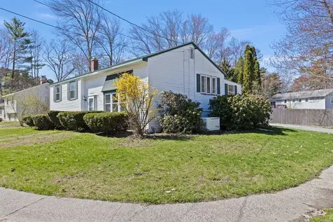 33 Sokokis Street South Portland ME 04106