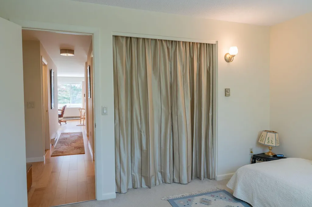 12 Fairway Drive Brunswick ME 04011