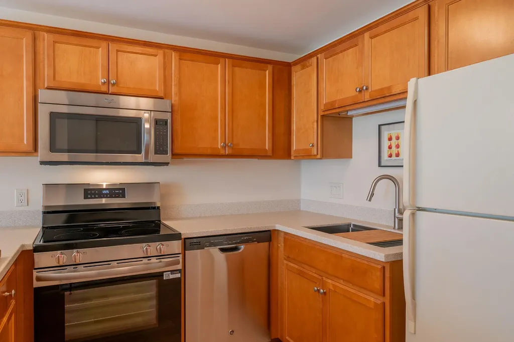12 Fairway Drive Brunswick ME 04011