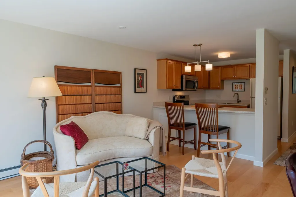 12 Fairway Drive Brunswick ME 04011