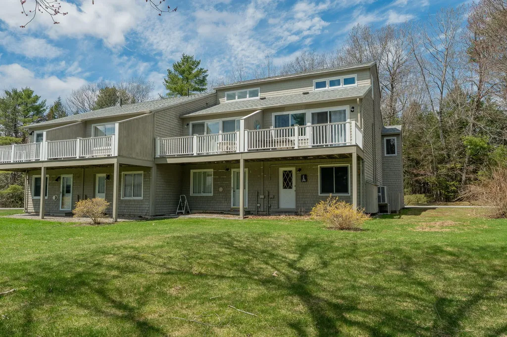 12 Fairway Drive Brunswick ME 04011