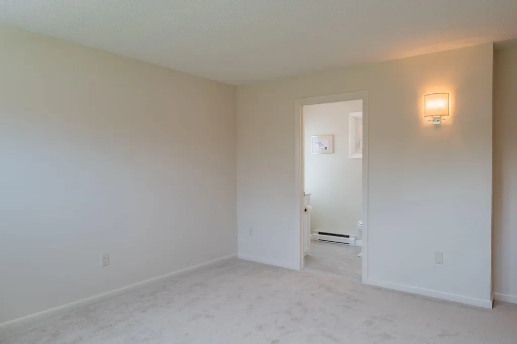 12 Fairway Drive Brunswick ME 04011