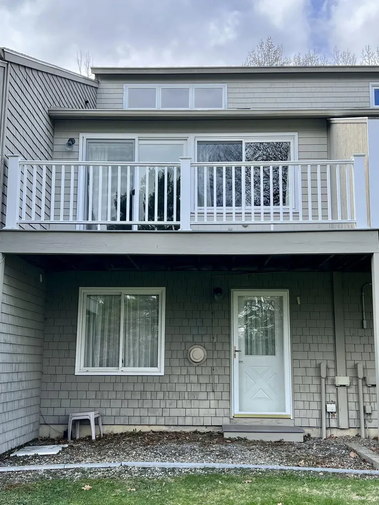 12 Fairway Drive Brunswick ME 04011