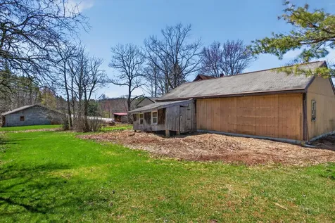 133 Gardiner Road Wiscasset ME 04578